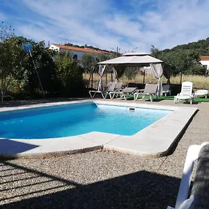 https://casas-rurales-los-montes.es-andalucia.com